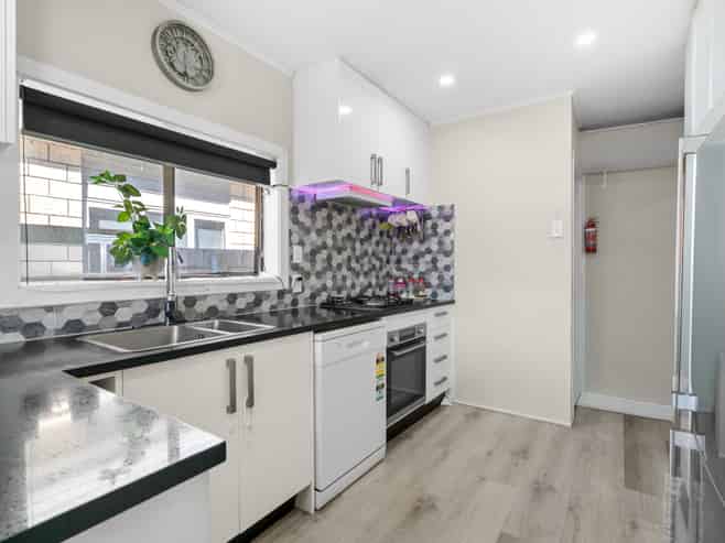 18 Caspar Road, Papatoetoe