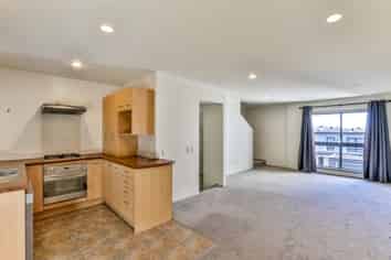 14/17 Georgia Terrace, Albany