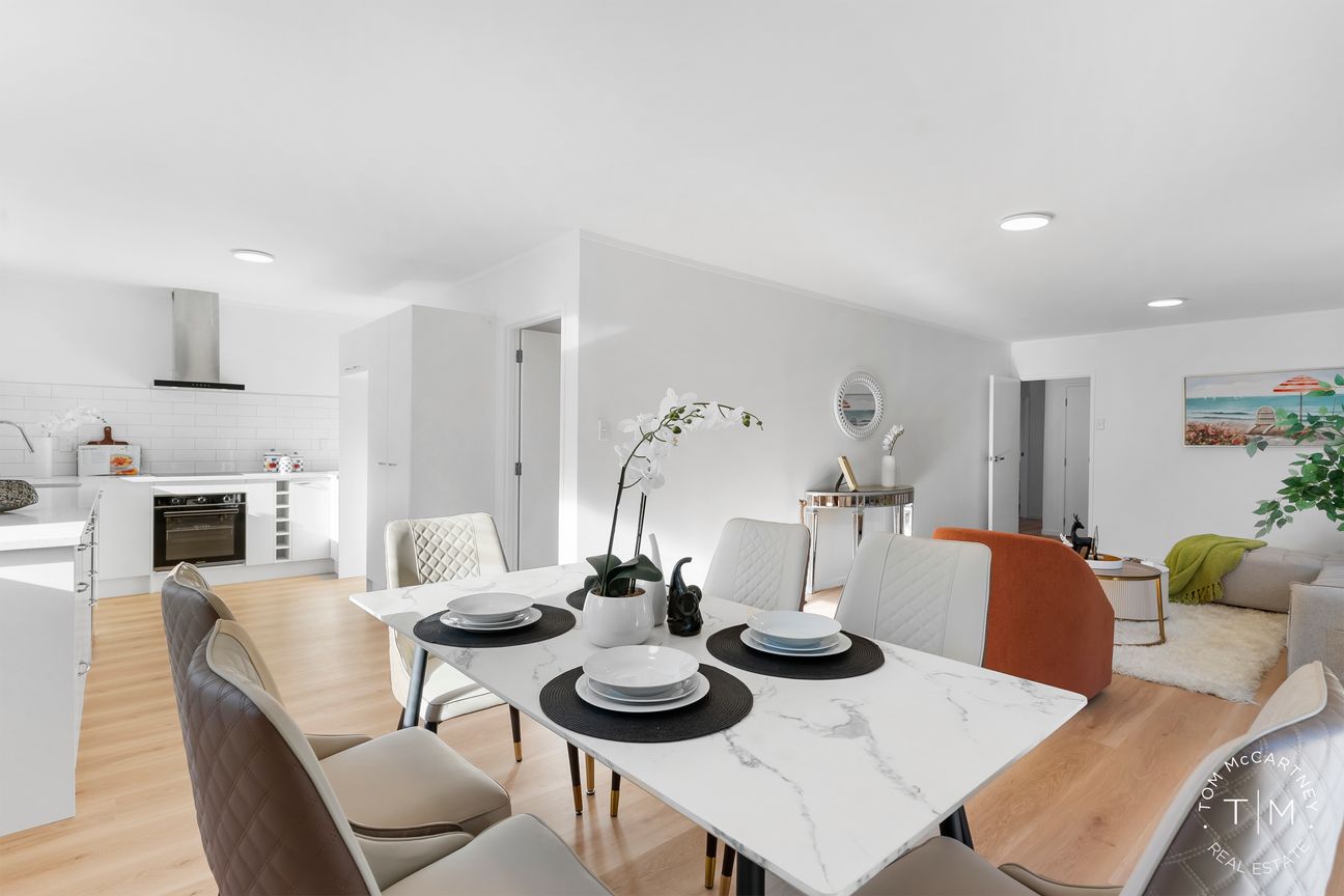 Fully Renovated Family Living - Widok 6