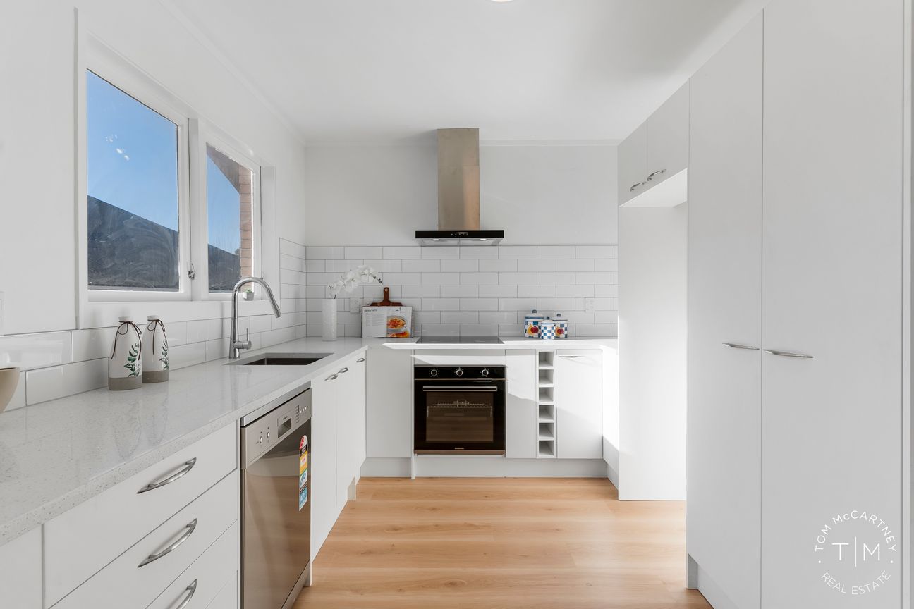 Fully Renovated Family Living - Widok 4