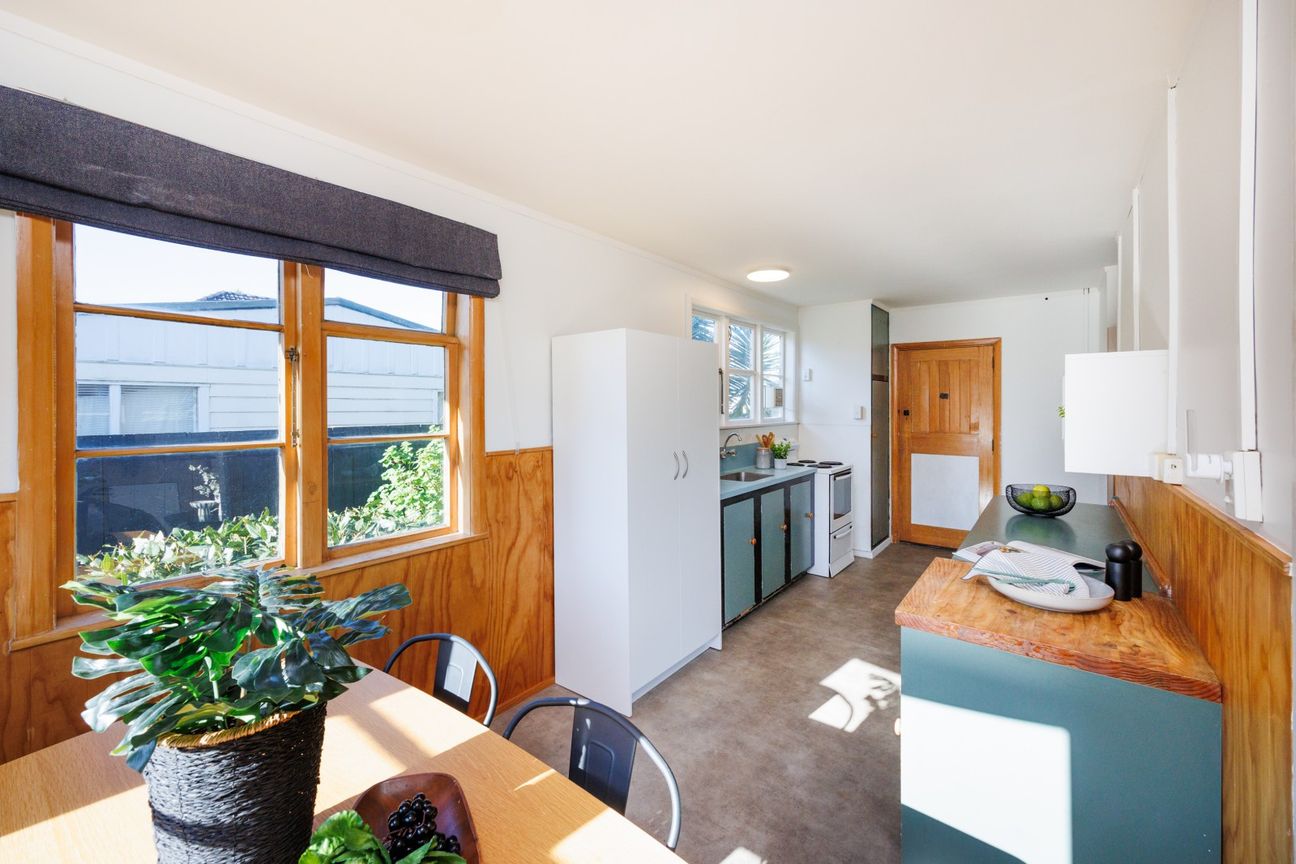 Triple garage - space - great value - Aanzicht 5