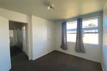 12c Breckons Ave, Nawton