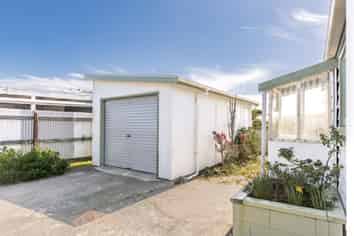13B Lyndhurst Street, Westport