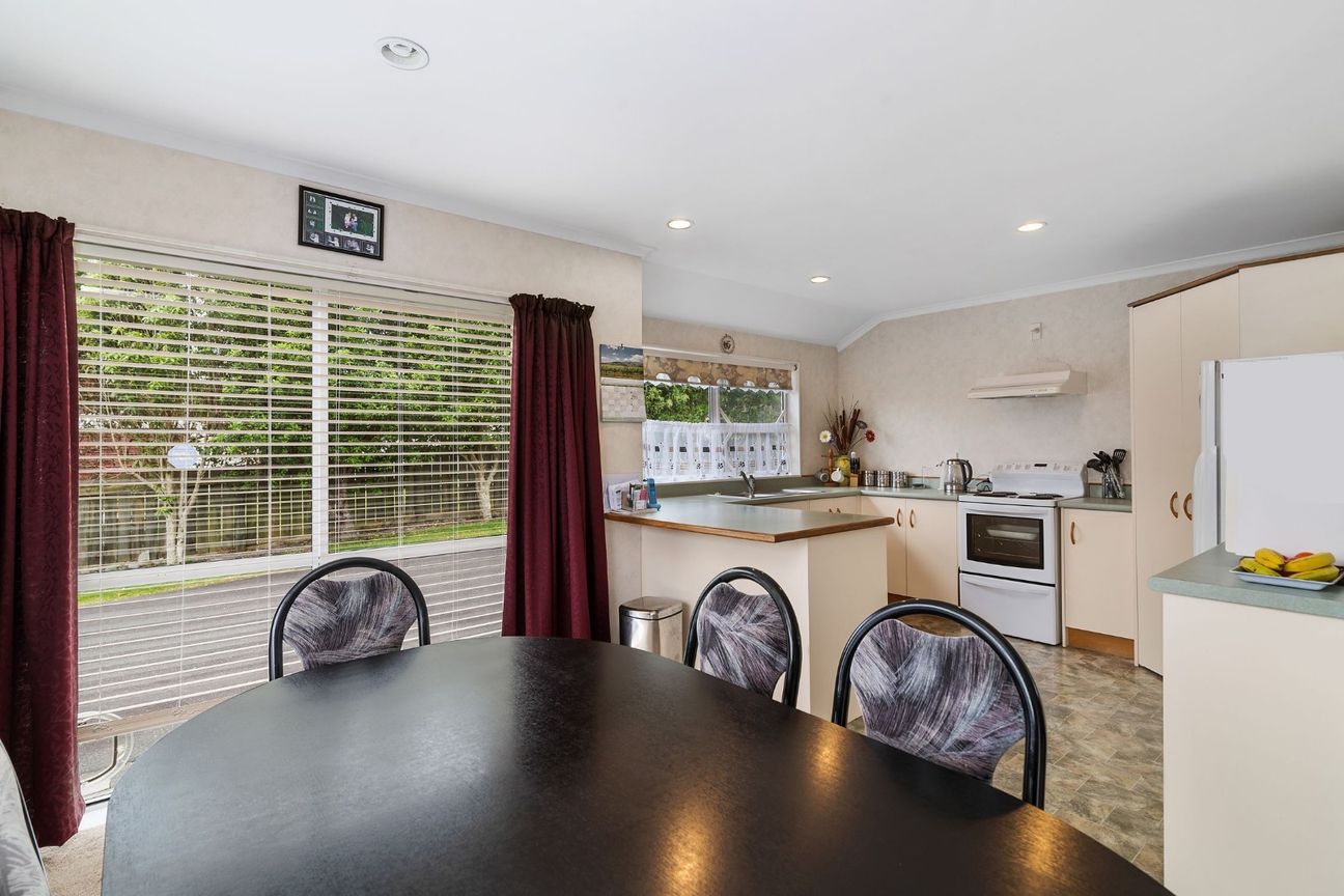 Modern 4 bedroom home - Widok 5