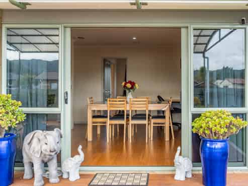 2 Fraser Colman Grove, Wainuiomata