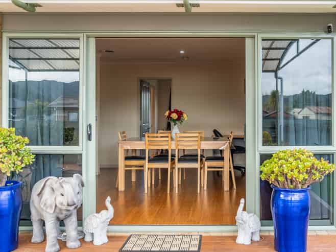 2 Fraser Colman Grove, Wainuiomata