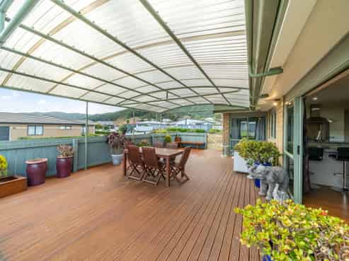 2 Fraser Colman Grove, Wainuiomata