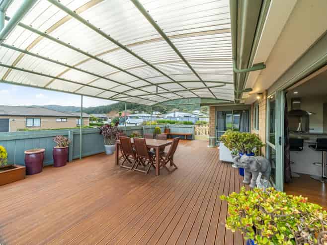 2 Fraser Colman Grove, Wainuiomata