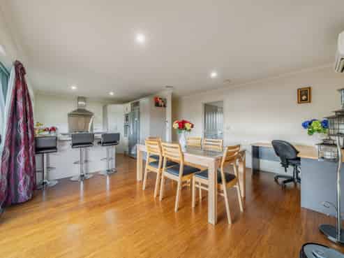 2 Fraser Colman Grove, Wainuiomata