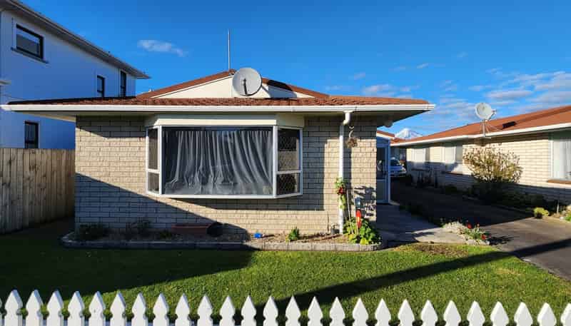 67 Wallace Road, Westown
