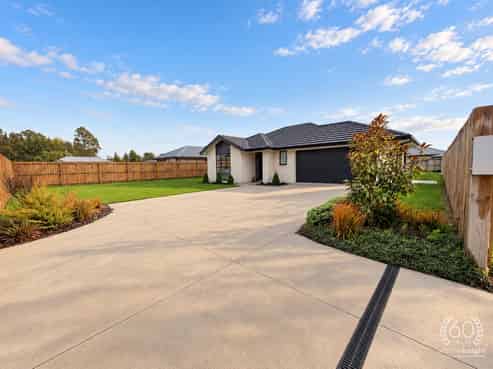 6 Cherry Tree Place, Southbridge