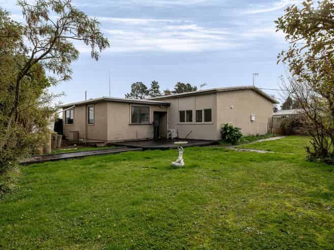 871 State Highway 1, Marton