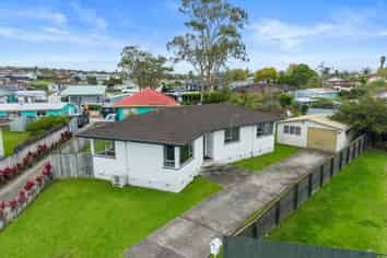 8 Aldo Place, Clover Park