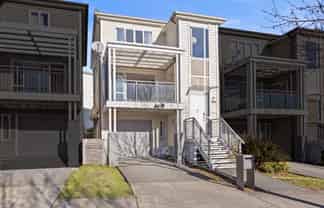 39 Arrowsmith Drive, Flat Bush
