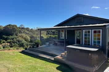 472 Wainui Road, Raglan