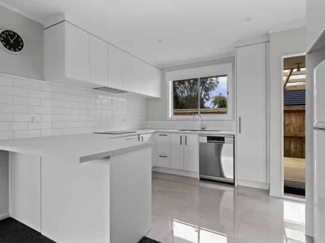 112 Arnold Street, Leamington