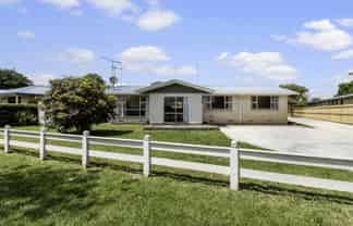 112 Arnold Street, Leamington
