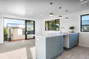 3/3 Mules Street, Stoke