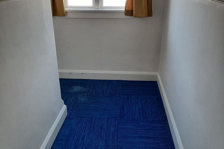 Centrally Situated 1st Floor 3 Bedroom Flat - Więcej