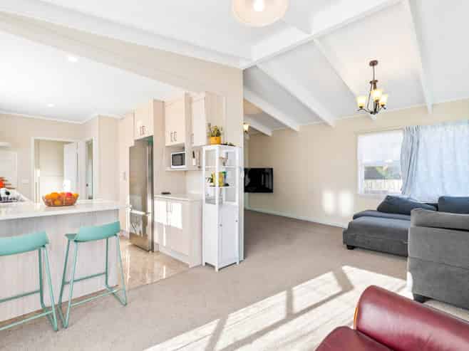 44 & 44A Kelvin Road, Papakura