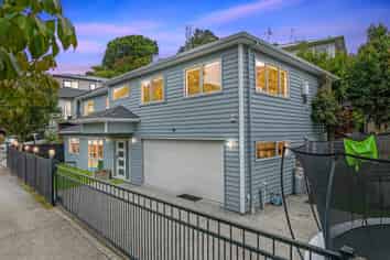 15 Farnol Street, Hillsborough