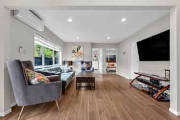 15 Farnol Street, Hillsborough