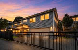 15 Farnol Street, Hillsborough