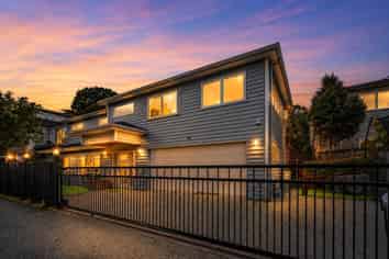 15 Farnol Street, Hillsborough