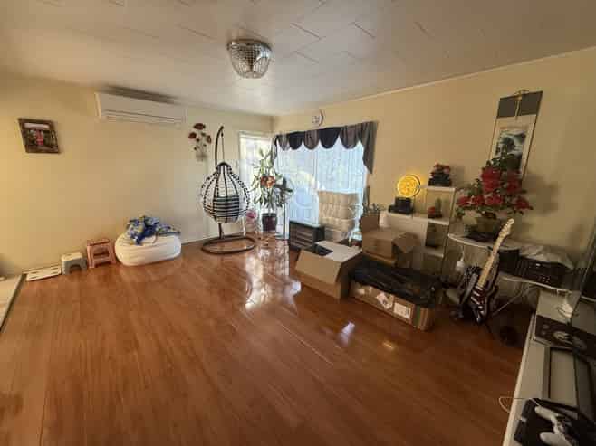 68 Diorella Drive, Clover Park