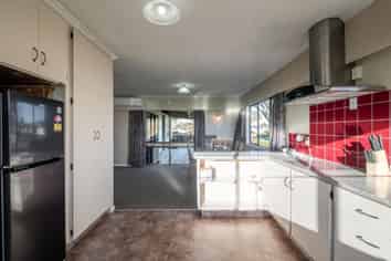 Manawatu / Whanganui - Address withheld
