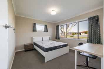 Manawatu / Whanganui - Address withheld
