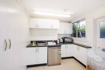 Manawatu / Whanganui - Address withheld