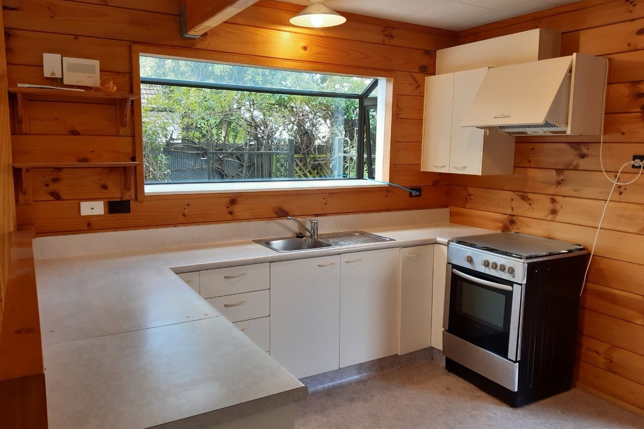 *** FOUR BEDROOMS TWO BATHROOM FAMILY HOME *** - Ansicht 2