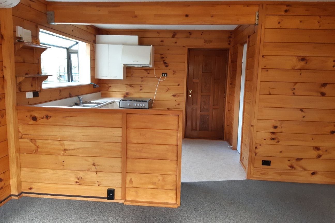 *** FOUR BEDROOMS TWO BATHROOM FAMILY HOME *** - Ansicht 4