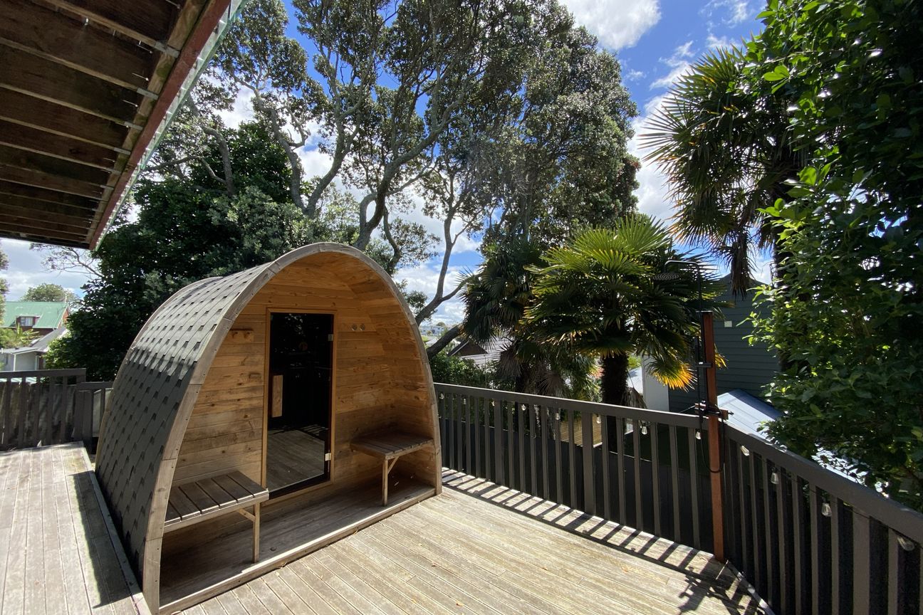 Sea Views to Rangitoto - More