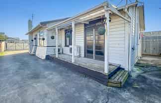214 Ferguson Street, West End