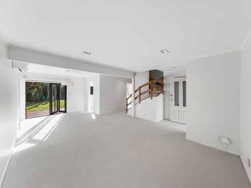 210A Norman Lesser Drive, Saint Johns