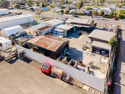Freehold land, buildings and business, all in one!