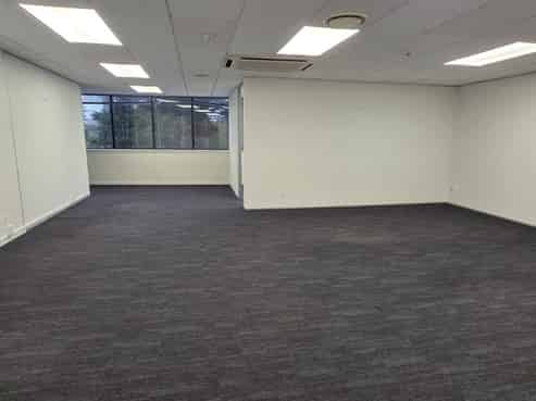 First floor office on Wairakei Road