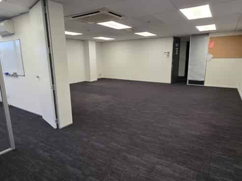First floor office on Wairakei Road