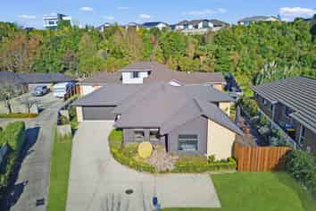 48 Alpers Ridge, Leamington