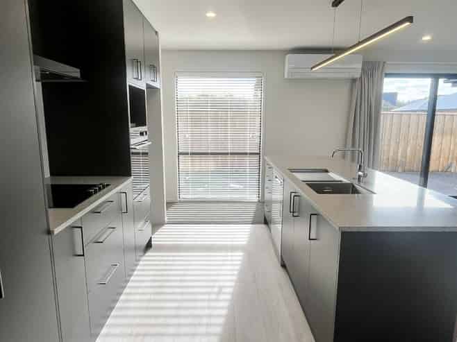 27 Hilton Drive , Amberley