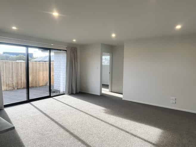 27 Hilton Drive , Amberley