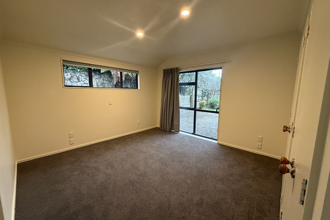 Hilltop school zoned 3 bedroom home - Mehr