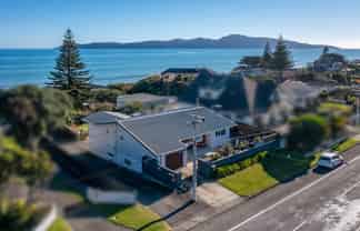 221 Rosetta Road, Raumati South