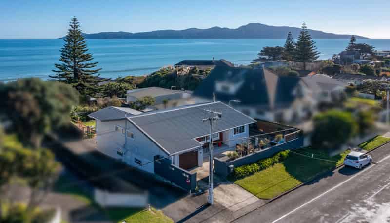 221 Rosetta Road, Raumati South