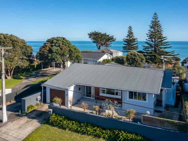 221 Rosetta Road, Raumati South