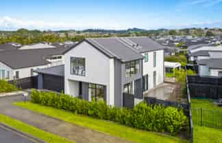 48 Henry Tayler Rise, Milldale
