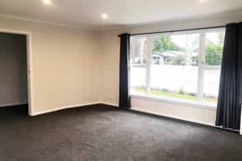 86 Crofton Road, Harewood