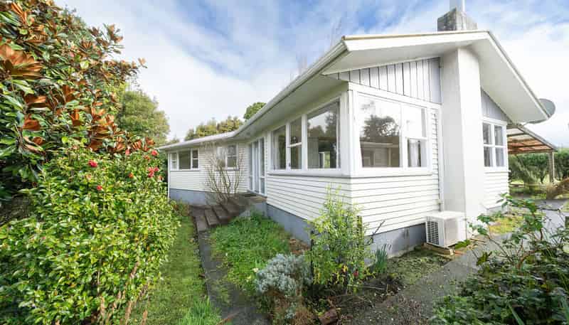 87 Valley Road, Hikurangi